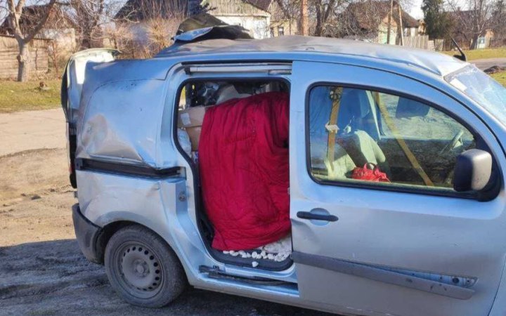 Russian drone hit car with civilians in Dnipropetrovsk Region