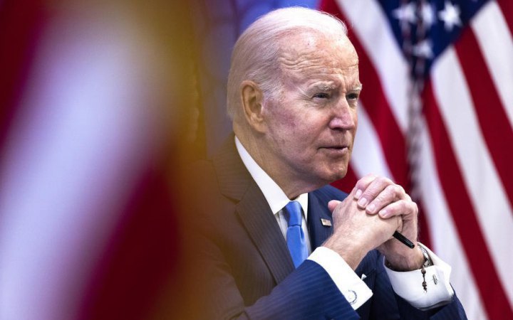 Biden announced the transfer of additional artillery, radars, and other equipment to Ukraine