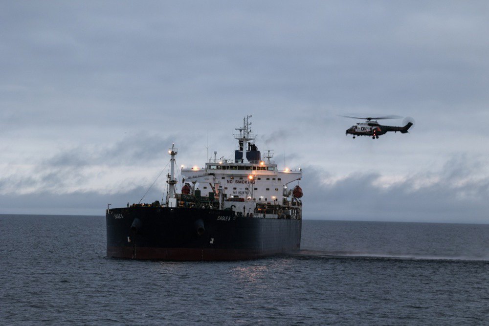 Finnish helicopter escort tanker <i>Eagle S</i>, 28 December, 2024.