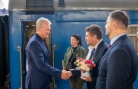 President of Lithuania, Prime Minister of Latvia arrive to Kyiv