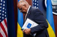 Lloyd Austin announces $250m military aid package for Ukraine (update)