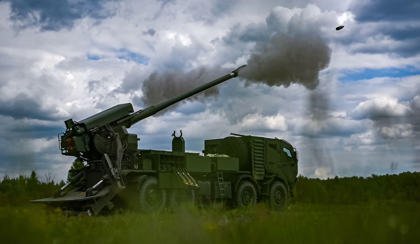 Self-propelled howitzer 2S22 Bohdana on the wheeled chassis of the Tatra 8x8 truck.
