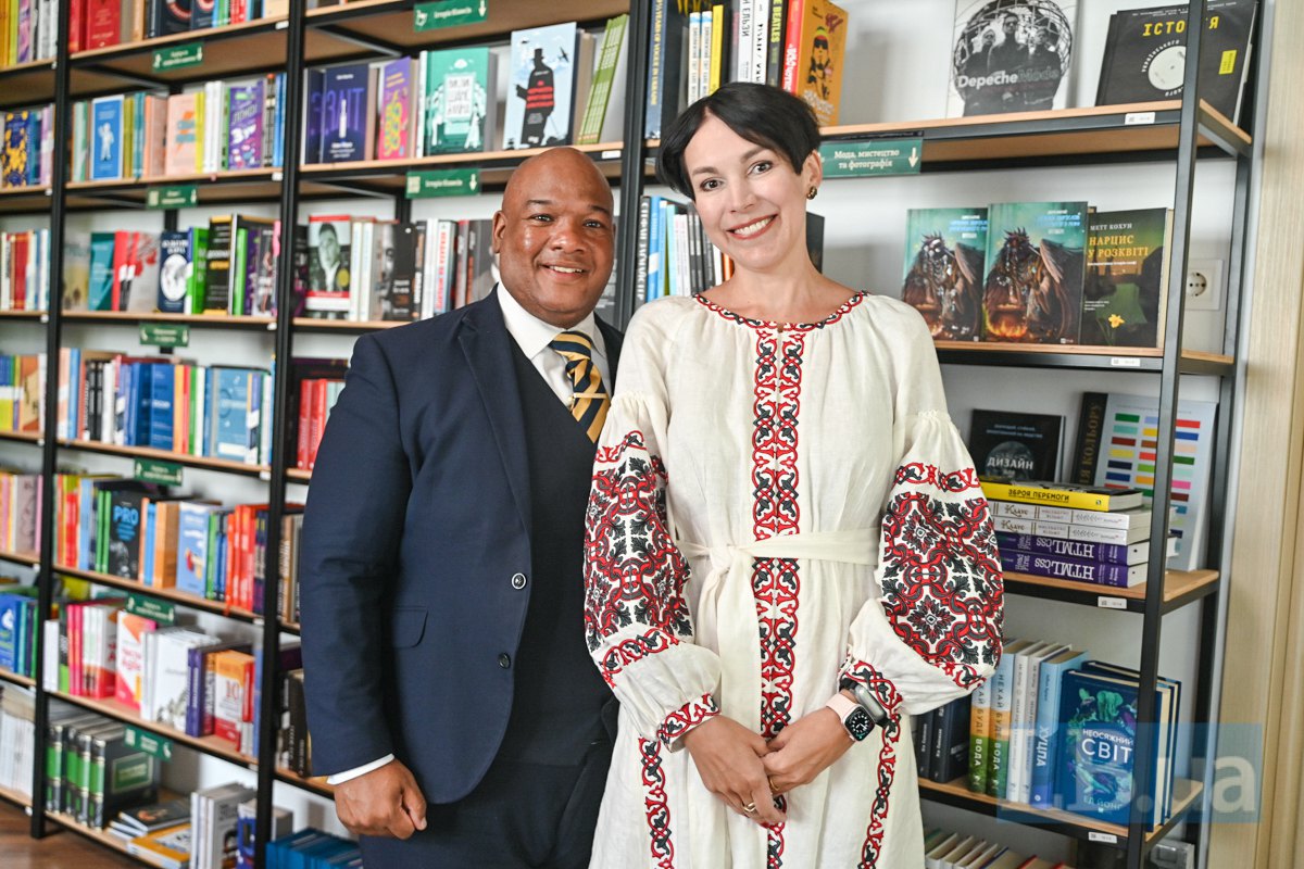  Pastor Mark Burns and Editor-in-Chief of LB.ua Sonya Koshkina