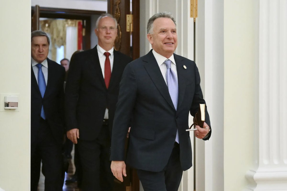 Special envoy of the US president Steve Witkoff, special envoy of the Russian Federation to the United States Kirill Dmitriyev and Putin's assistant Yuriy Ushakov