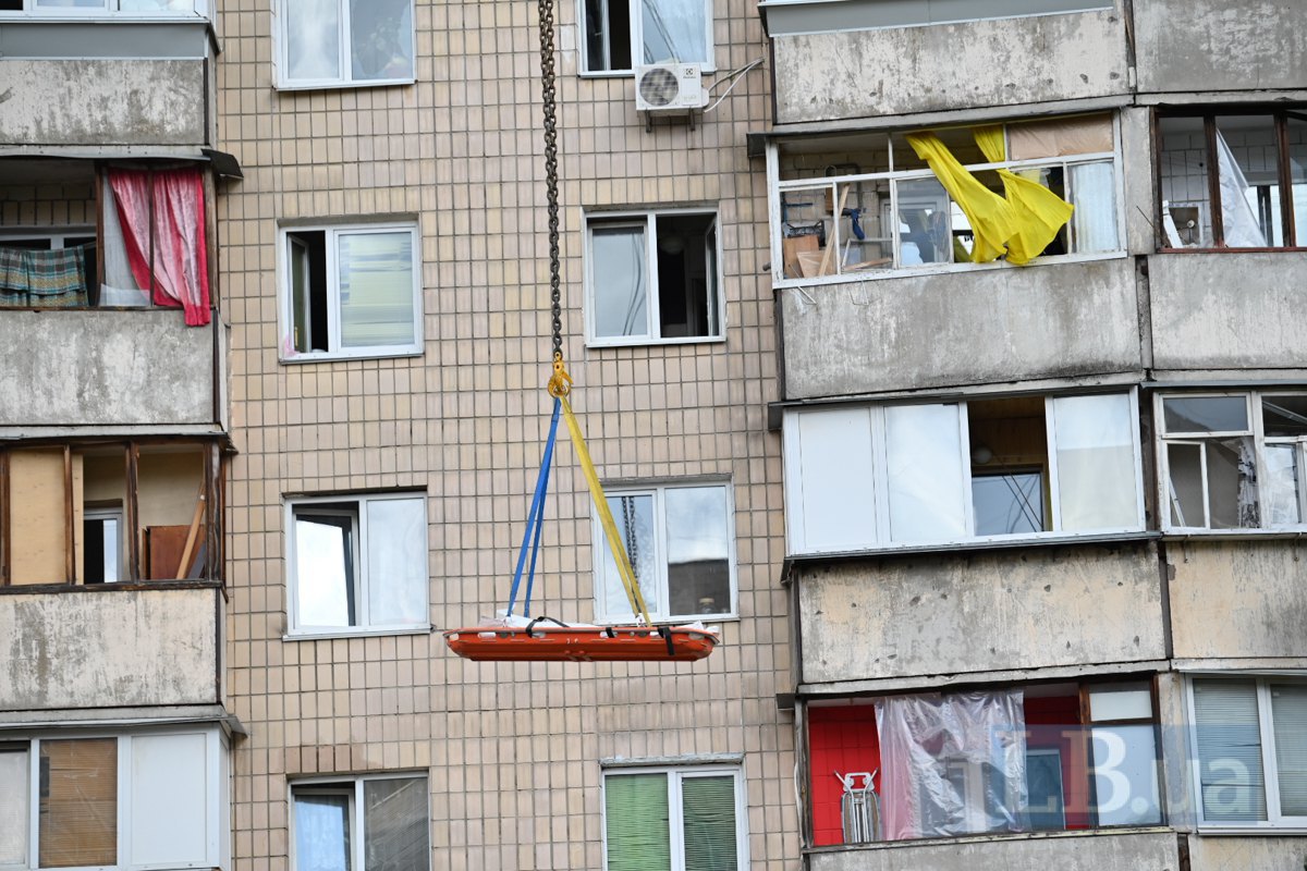  The aftermath of the shelling of the Podilskyy district, 6 July 2026