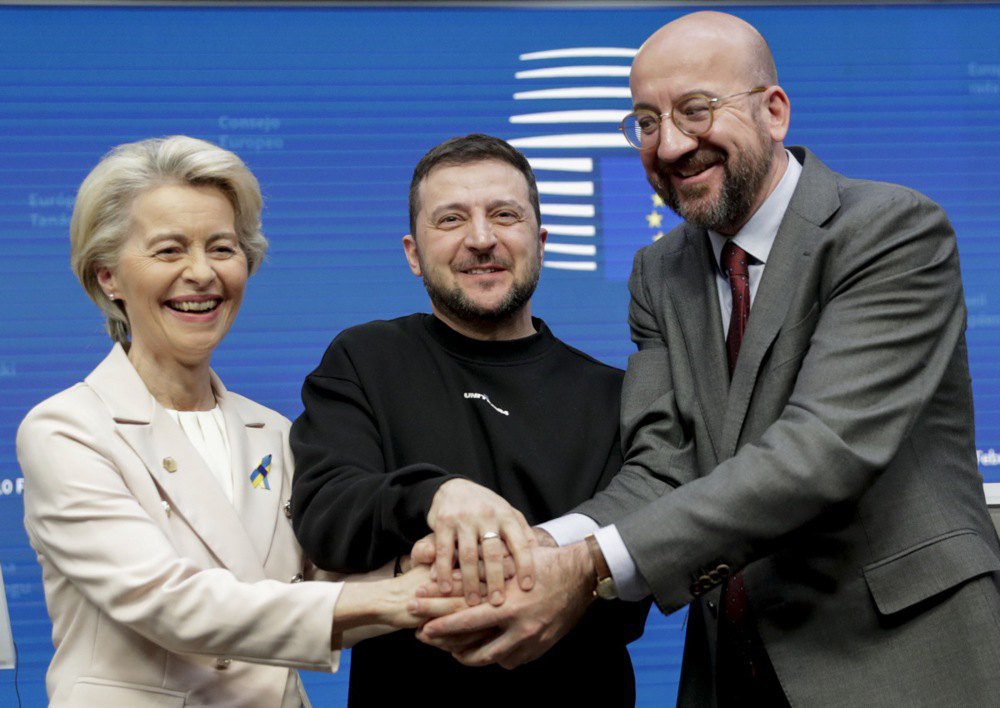 President of the European Commission Ursula von der Leyen, President of Ukraine Volodymyr Zelenskyy and President of the European Council Charles Michel during a press conference on the sidelines of a special meeting of the European Council in Brussels, Belgium, on 9 February, 2023.