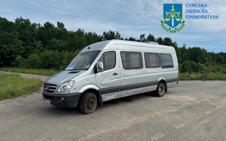 Russian military attack bus with FPV drone in Sumy Region, wounded reported (update)