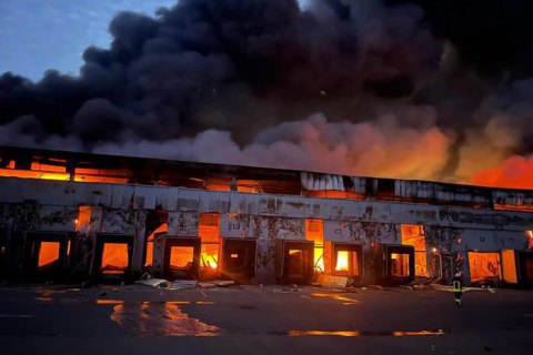 Frozen products warehouse burned down near Brovary as a result of shelling