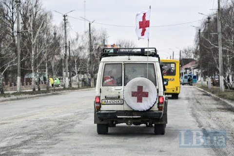 IRC prohibits use of its emblem on vehicles in Ukraine , - Zelenskyy