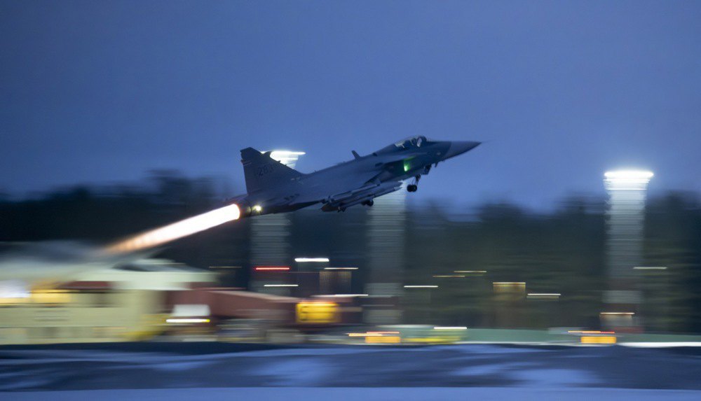 <i>JAS 39 Gripen C/D</i> takes off at Luleå-Kallax Airport during <i>Exercise Nordic Response 2024</i>, Sweden, 4 March 2024.