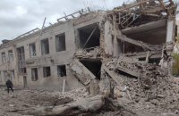 Russian occupiers bomb hospital in Mykolayiv Region