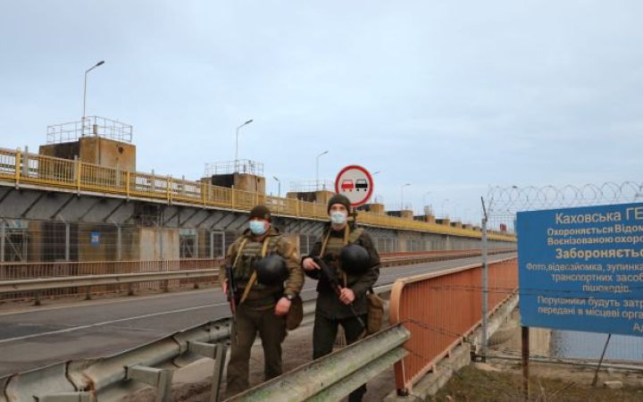 Ukrainian army hits bridge near Kakhovka hydro power plant