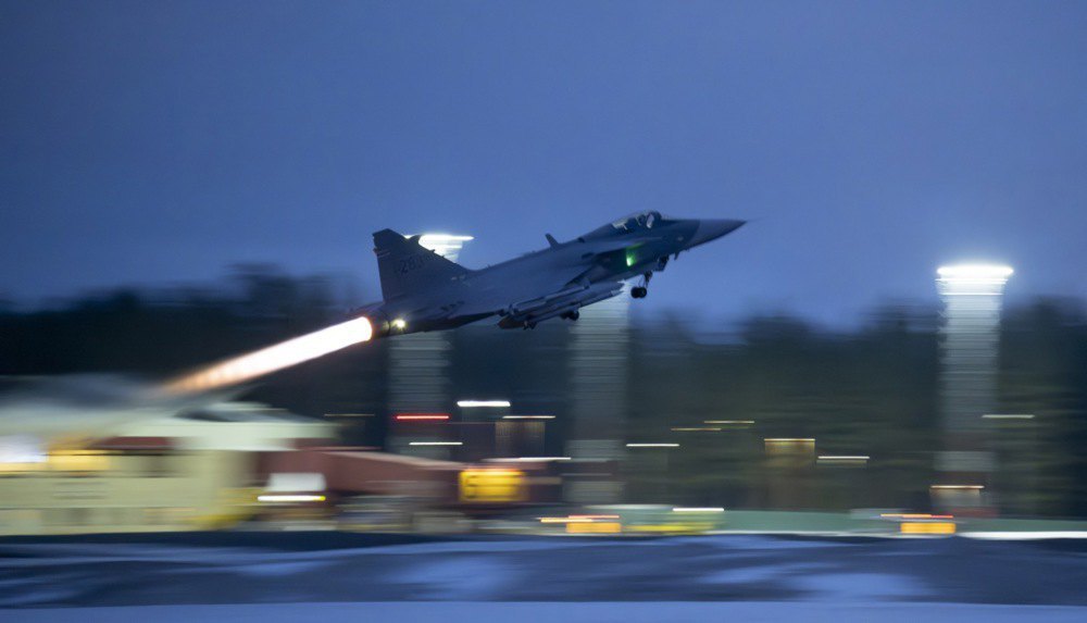 JAS 39 Gripen C/D takes off from Luleå-Kallax Airport during the Nordic Response 2024 military exercise, Sweden, 4 March 2024.