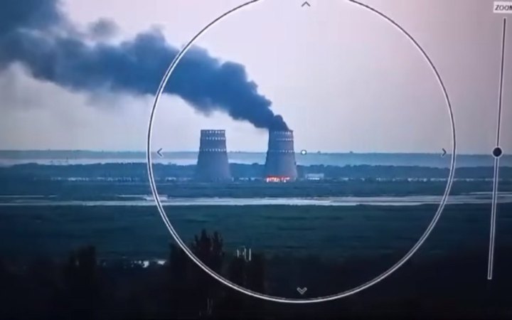 Russians set fire to Zaporizhzhya nuclear power plant