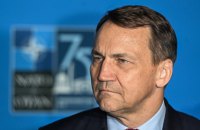 Sikorski: Poland has duty to shoot down Russian missiles over Ukraine