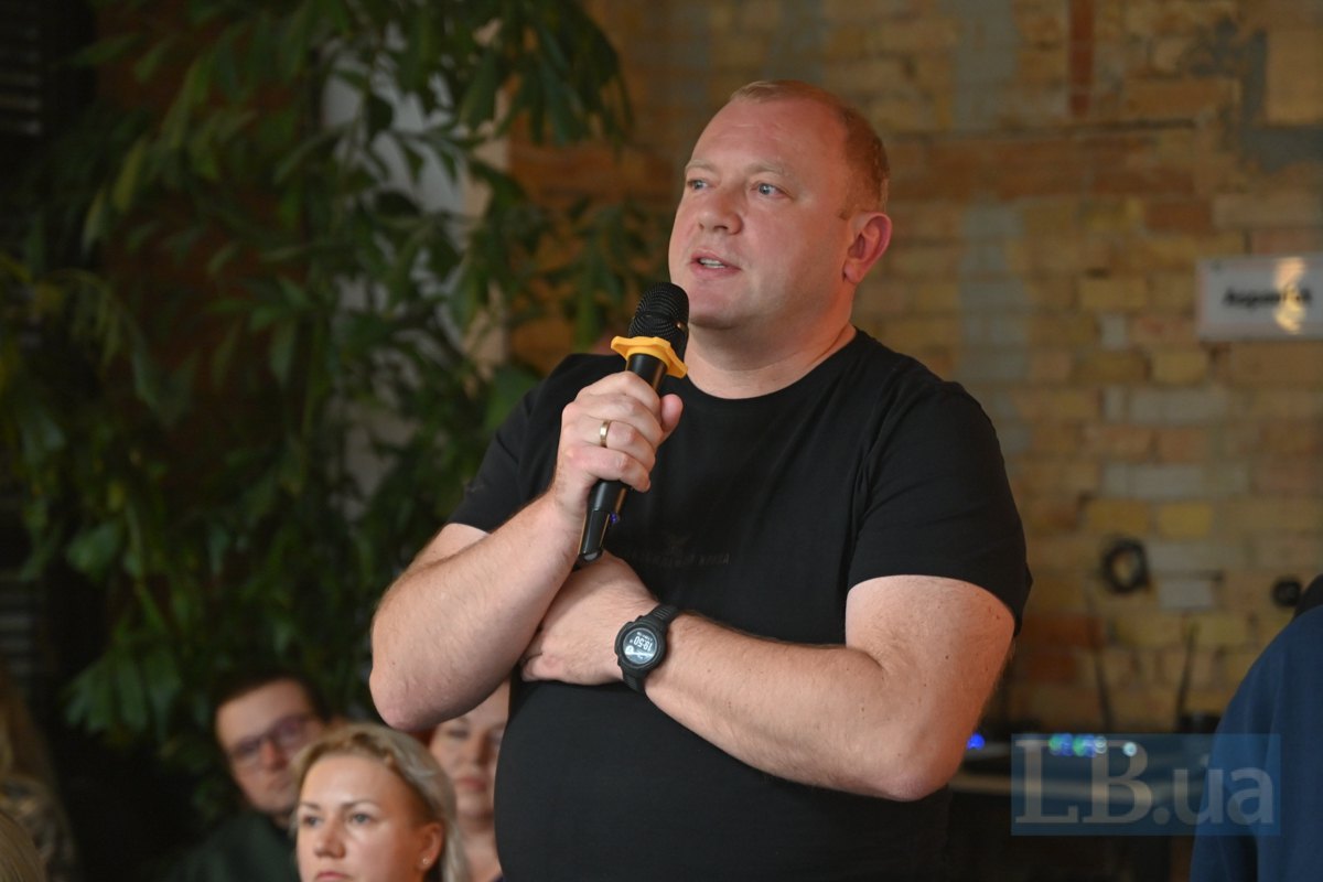  Head of Mission, World Congress of Ukrainians Andriy Shevchenko
