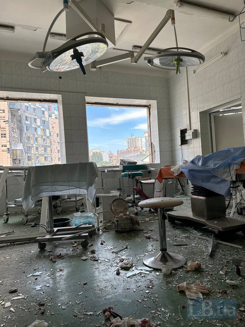 This is what the operating room of the Okhmatdyt hospital looks like after the shelling