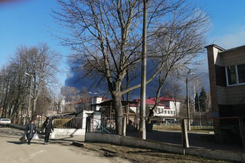 Russian troops fired on a group of people leaving the city on foot near Chernihiv