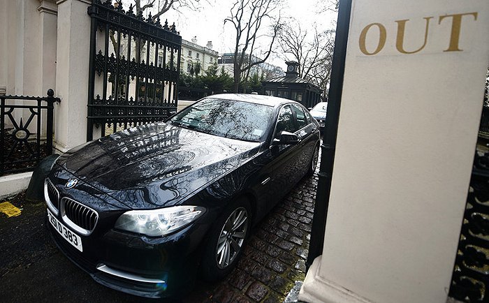 A diplomatic car leaves the Russian Embassy in London, 20 March 2018.