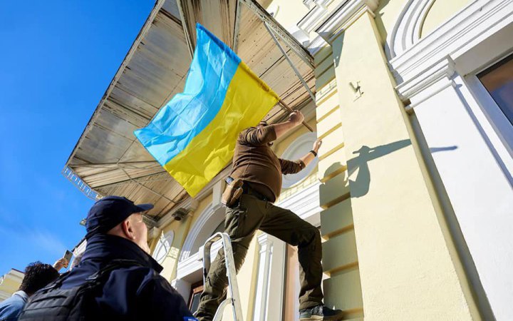 Ukrainian Witness project shows Kherson recovering from Russian occupation