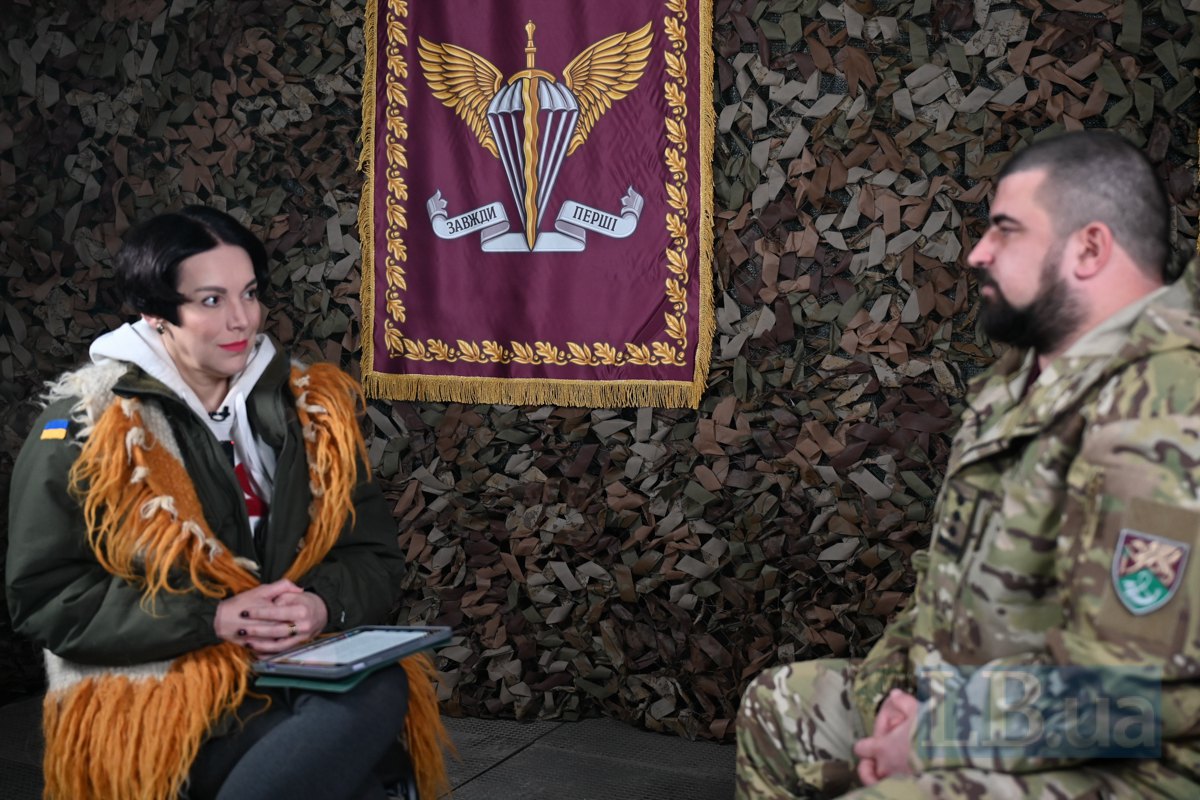 Pavlo Adamenko, commander of the 71st Separate Airmobile Brigade of the Airborne Forces, and Sonya Koshkina, editor-in-chief of LB.ua