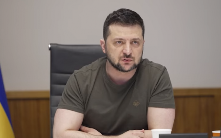 Zelenskyy: first withdrawal of troops, then a referendum and changes to Constitution