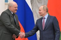 Investigative blog says Lukashenka supplied Russia with over 65,000 tonnes of ammunition
