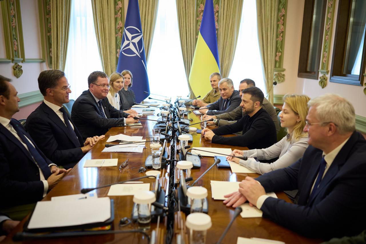 NATO Secretary General Mark Rutte and President Volodymyr Zelenskyy during the meeting of delegations