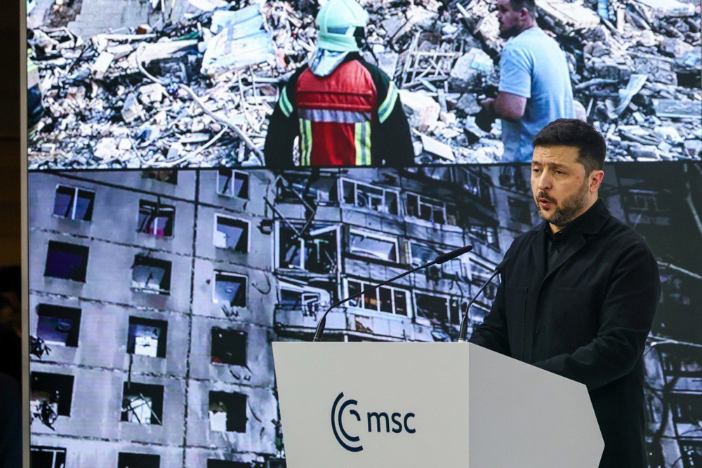 Volodymyr Zelenskyy spoke in Munich, demonstrating the scale of the destruction as a result of Russian aggression