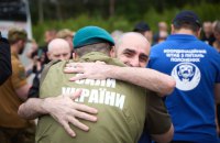 Another stage of large-scale exchange: severely wounded, gravely ill defenders returned from Russian captivity
