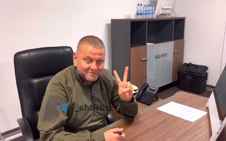 Zaluzhnyy debunks Russian fake about his "disappearance"