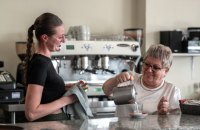 Tamara Shpatar, the Ukrainian Sandwich Bar Owner in Spain who Employs Women who Fled the War