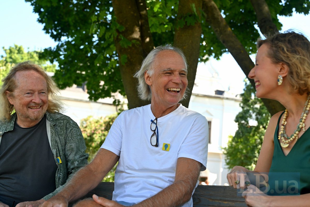 Lakki Patey, Øystein Sevåg and Kateryna Hladka