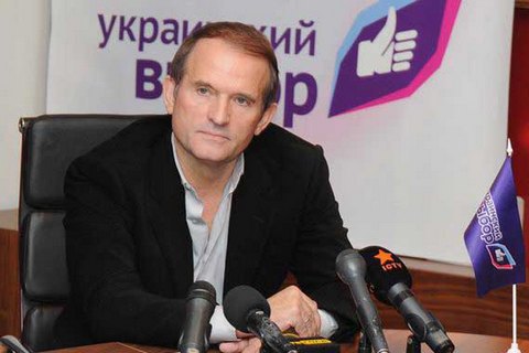 Radio Liberty crew says attacked by Medvedchuk's security