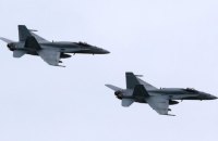 Ukraine requests F-18 fighter jets, modern THAAD air defence system, Apache, Blackhawk helicopters from USA – Reuters