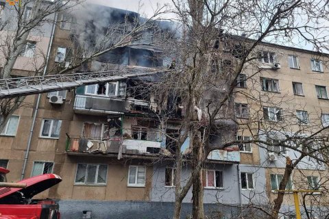 Russia randomly shelled residential areas in Chernihiv at night, heavy artillery hit Severodonetsk in morning