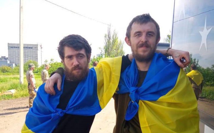 Ukraine returns 106 servicemen from Russian captivity