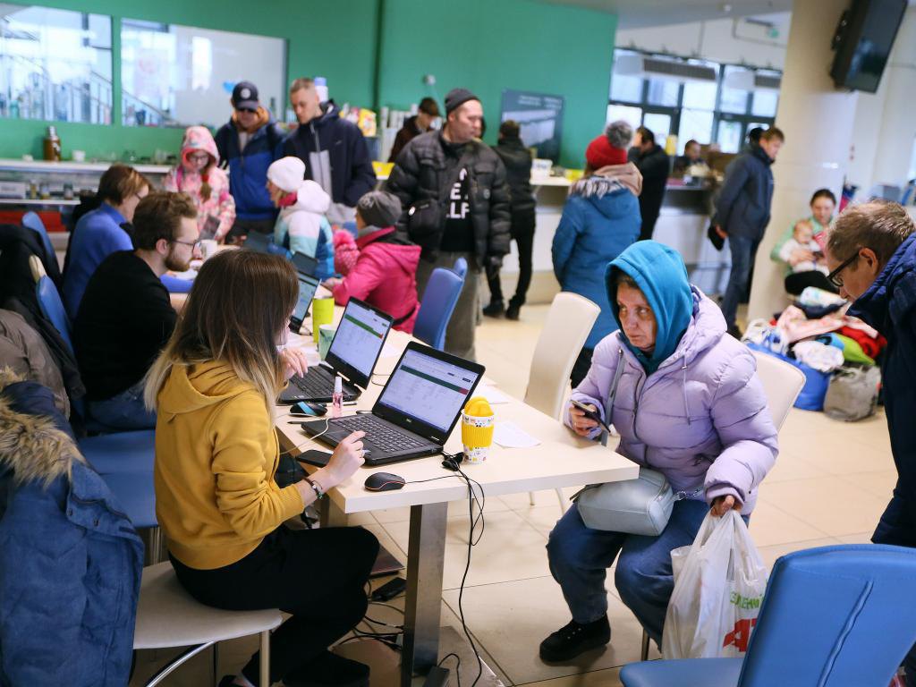 Humanitarian hub for migrants in Zaporozhzhia