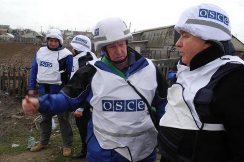 Militants shoot at OSCE SMM patrol near Yasynuvata