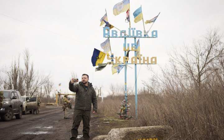 Zelenskyy comments on Avdiyivka retreat, says Ukraine lacks long-range weapons