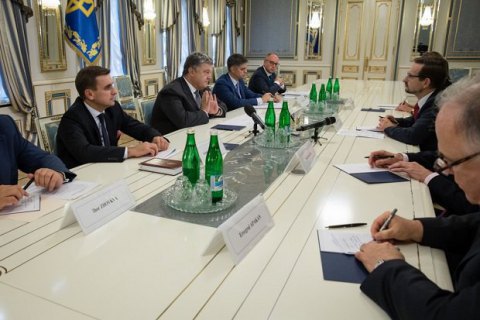 Ukraine, OSCE discuss peacekeeping mission in Donbas