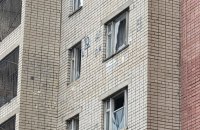 Russian troops hit residential high-rise in Kherson