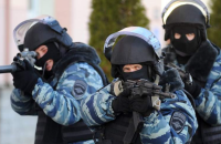 Occupiers bring riot police to occupied Ukrainian south to mobilise men