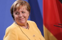 After criticism in Germany, Angela Merkel expressed solidarity with Ukraine - Reuters