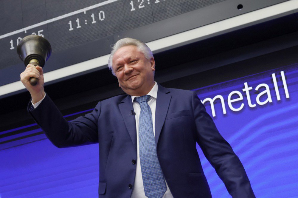 Armin Papperger, CEO of Rheinmetall AG, rings the bell that opens trading on the Frankfurt Stock Exchange on 20 March, 2023.