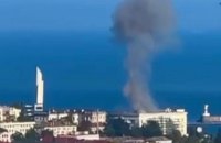 Powerful explosion in Crimea this morning. Occupiers claim shooting down drone