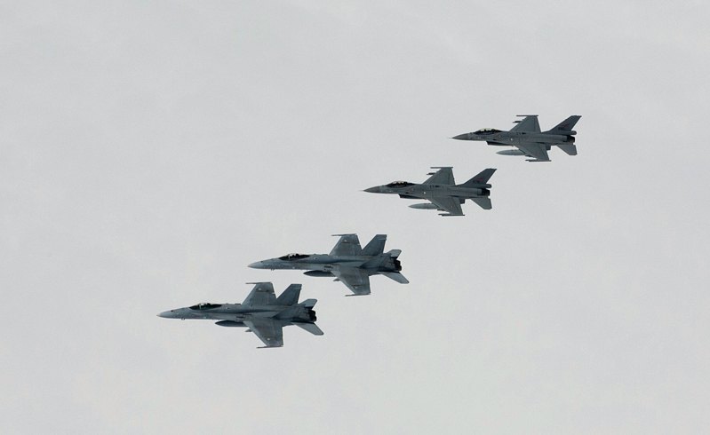 Joint training of the Finnish Air Force (Hornets) and Norway (F-16 fighters), July 1, 2020 