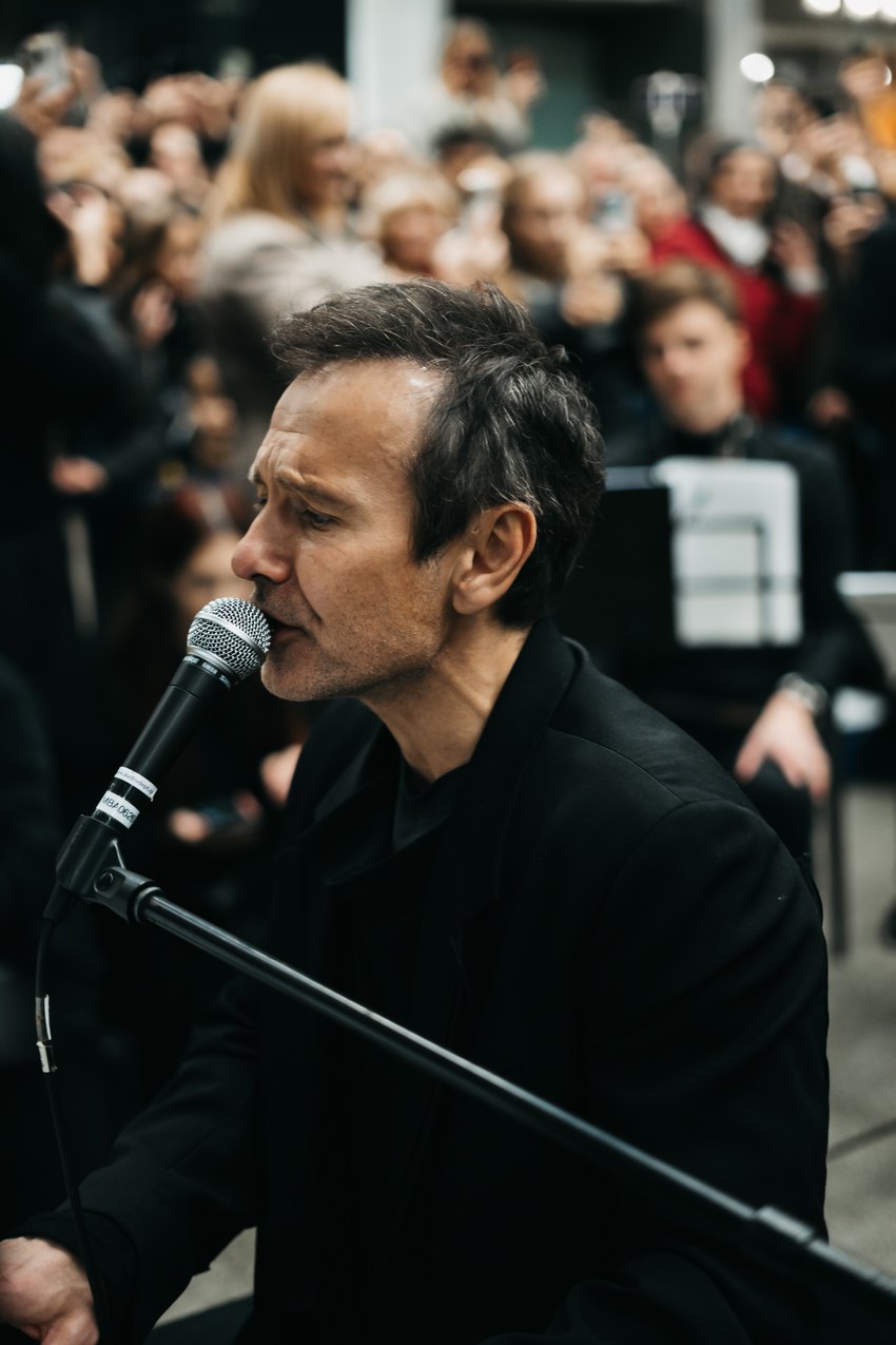  Svyatoslav Vakarchuk