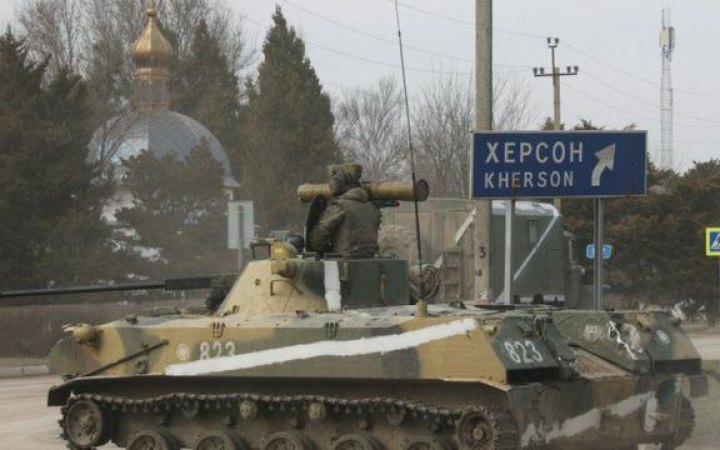 The occupiers pulled up 27 combat vehicles 40 km away from Kherson