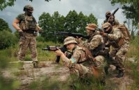 So, will students take the basic military training course? What awaits second-years from 1 September